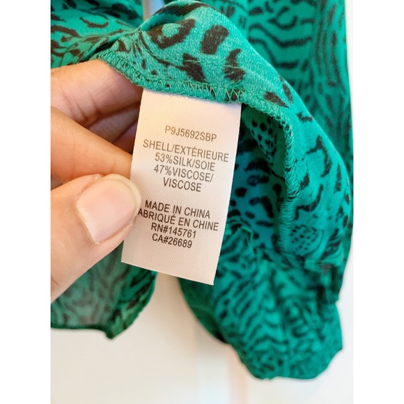 Parker Aussie Smocking Detail Peasant Blouse - Picture 8 of 8